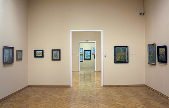 National Gallery of Slovenia 2008 Slovene Impressionists and their Time Photo Janko Dermastja.jpg