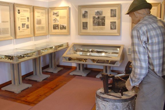 File:Kropa Iron Forging Museum 2008 Collection of nails.JPG