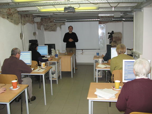 Computer courses at the ArtKIT space run by KIBLA Multimedia Centre