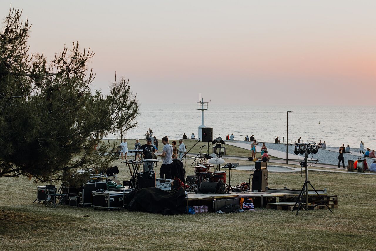 Kino Otok - Isola Cinema Festival 2022 Musicians preparing for an evening performance at the Lighthouse Photo Amadeja Smrekar.jpg