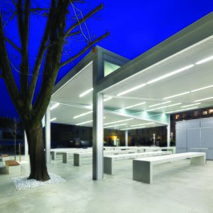 The new <i>Town Market</i> in Celje, designed by <!--LINK'" 0:55-->, 2009