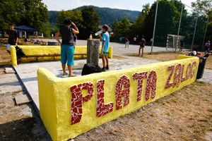 The project <i>Zalograd</i> in Zalog, the suburbs of Ljubljana, was related to the project "Public City", initiated by STEALTH.unlimited and the <!--LINK'" 0:1162--> in 2012