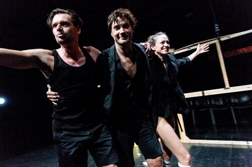 Beton Ltd. Grosse Erwartungen Photo Nada Zgank.jpg