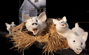 Ljubljana Puppet Theatre 2012 Zivalska farma Photo Nejc Saje