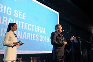 <!--LINK'" 0:734-->, 2019.