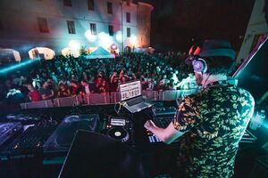 <i>Diskoloka</i> with Slovenian DJ Tomy DeClerque at the <!--LINK'" 0:40-->, <!--LINK'" 0:41--> 2022. Author: Anja Strojan