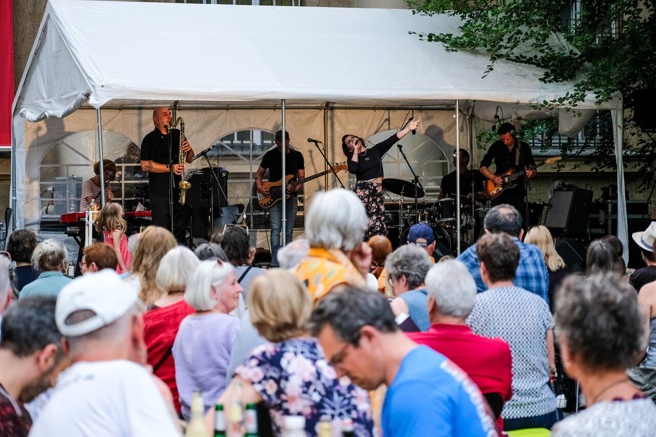 The music group Katalena performing at Slovenian Cultural Days in Berlin, 2023. Photo: Christian Krug