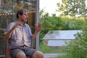 Lecture by architect <!--LINK'" 0:27--> on the renovation of <!--LINK'" 0:28-->.