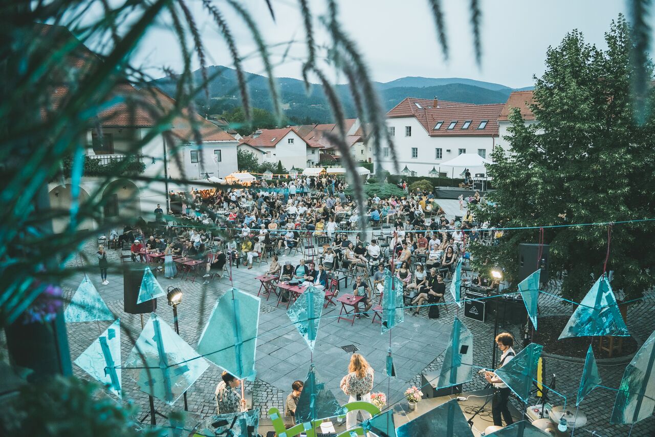 Shots International Short Film Festival 2022 Regen concert Photo Nika Holcl.jpg