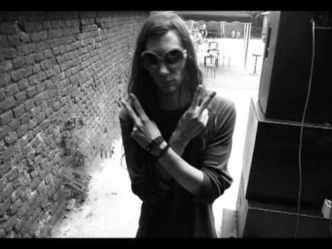 SYNAPTIC CHILL & GRILL 8 